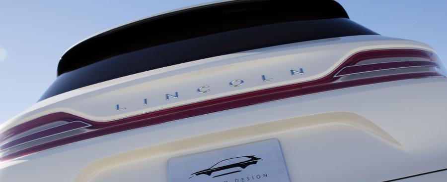  Lincoln MKC Concept 2013 года  (фото 12 из 39)
